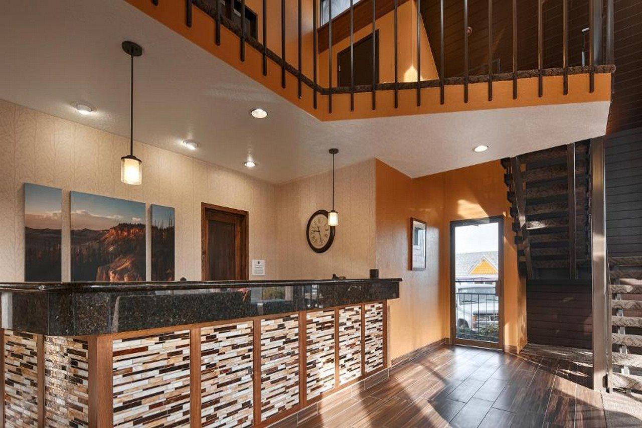 Baymont By Wyndham Cedar City Exterior photo