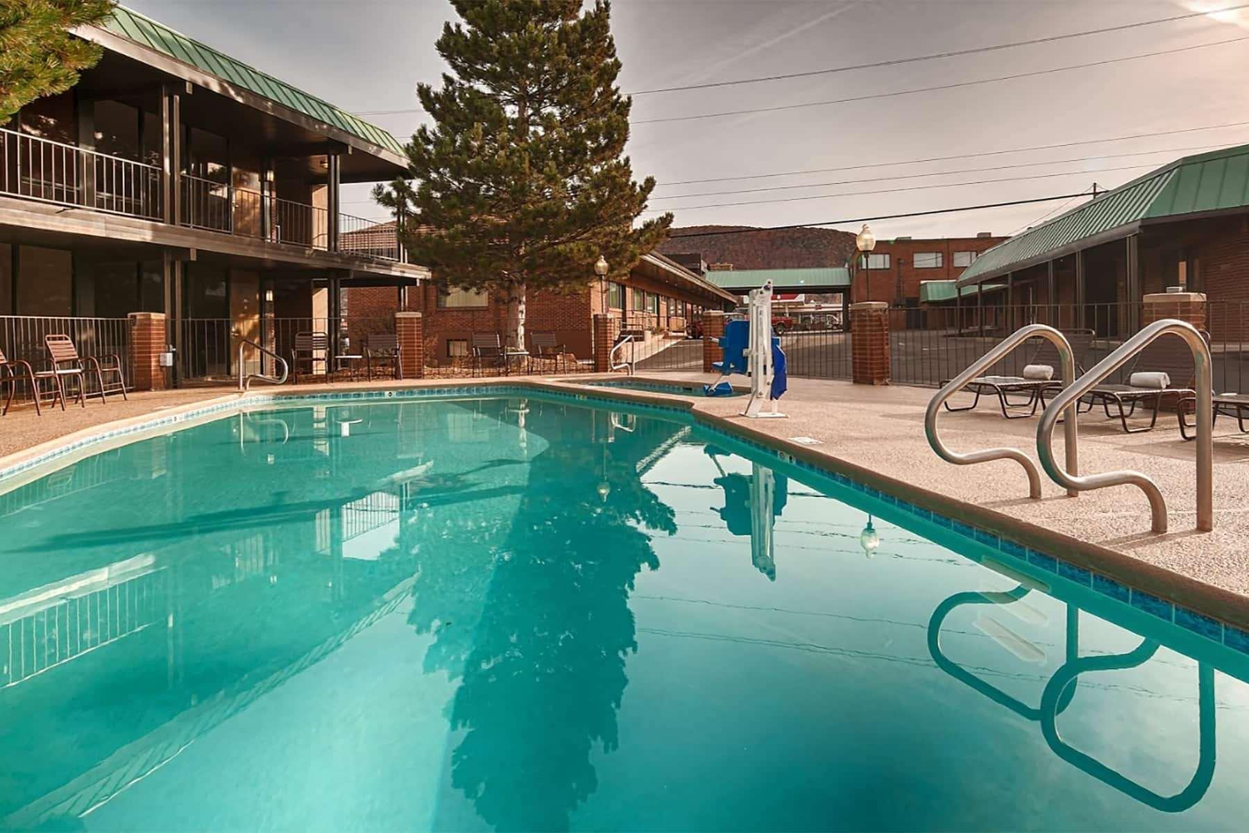 Baymont By Wyndham Cedar City Exterior photo