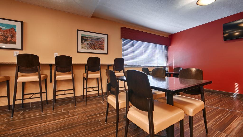 Baymont By Wyndham Cedar City Exterior photo